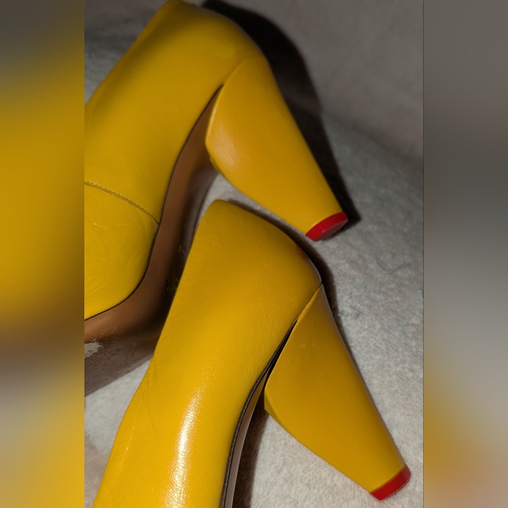 Celine Phoebe Philo Yellow Leather Heels. 36.5 - Picture 9 of 10
